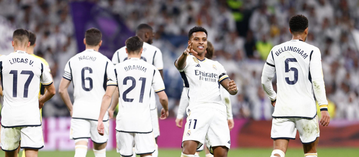 Jugadores del Real Madrid, con Rodrygo en primer plano, en un gol esta temporada