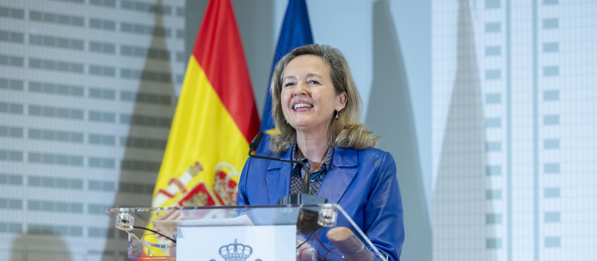 Nadia Calviño el día del traspaso de la cartera de Economía al nuevo ministro Carlos Cuerpo
