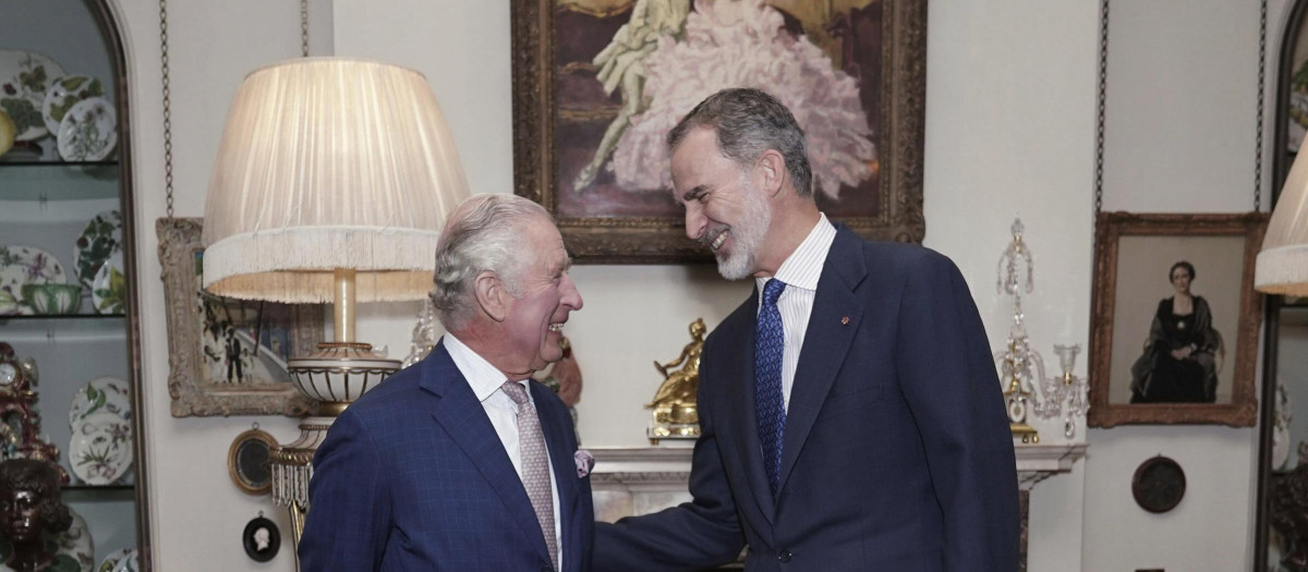 El Rey Carlos III y el Rey Felipe