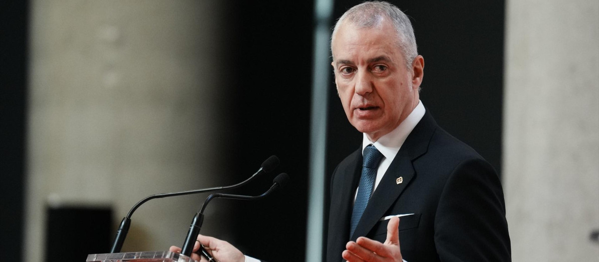 El Lehendakari, Iñigo Urkullu, interviene durante unas jornadas organizadas por el diario El Correo, en el palacio Euskalduna de Bilbao, a 4 de diciembre de 2023, en Bilbao, Vizcaya, País Vasco (España).
04 DICIEMBRE 2023;BILBAO;VIZCAYA;PAÍS VASCO;JORNADAS DIARIO EL CORREO
H.Bilbao / Europa Press
(Foto de ARCHIVO)
04/12/2023