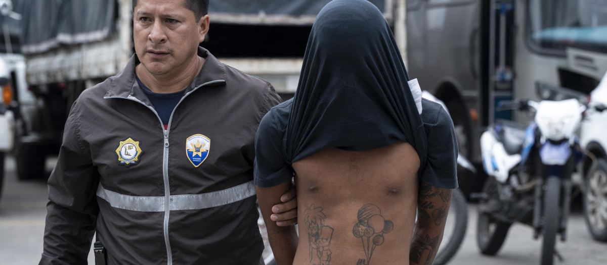 Las fuerzas de seguridad de Ecuador trabajaron para recuperar control de las prisiones