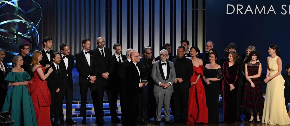 El elenco de 'Succesion', ganadora a mejor serie dramática que arrasó en seis categorías