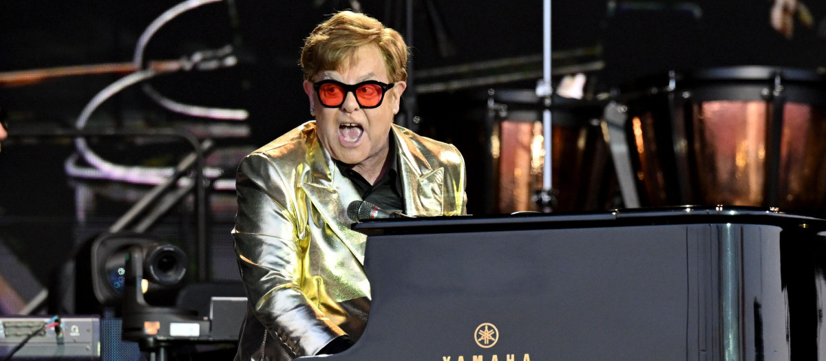 Elton John durante su concierto en Glastonbury en 2023