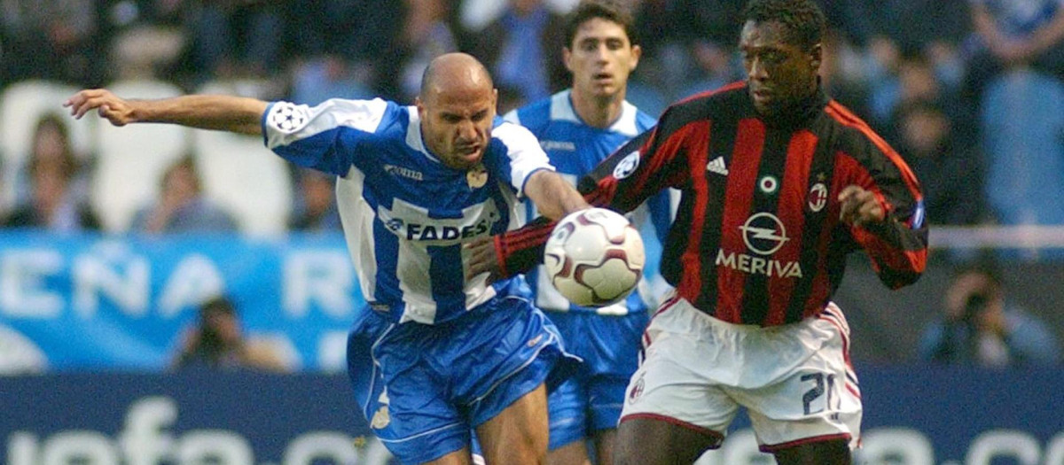 Manuel Pablo persigue a Seedorf en la memorable eliminatoria de Champions contra el Milan en 2004