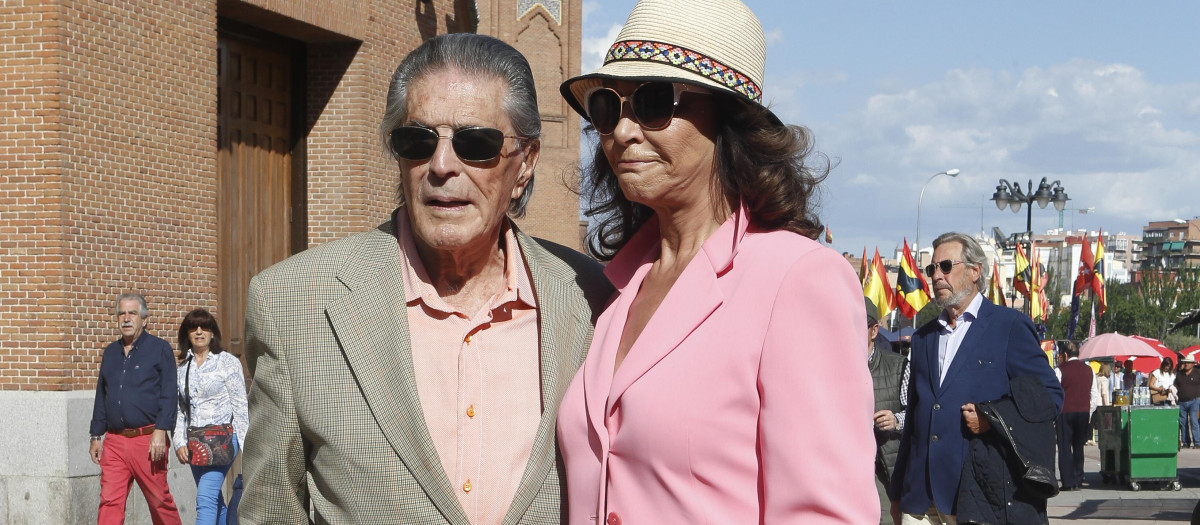 El torero Jaime Ostos y María Ángeles Grajal durante la Feria de San Isidro 2018 en Madrid. 16/05/2018