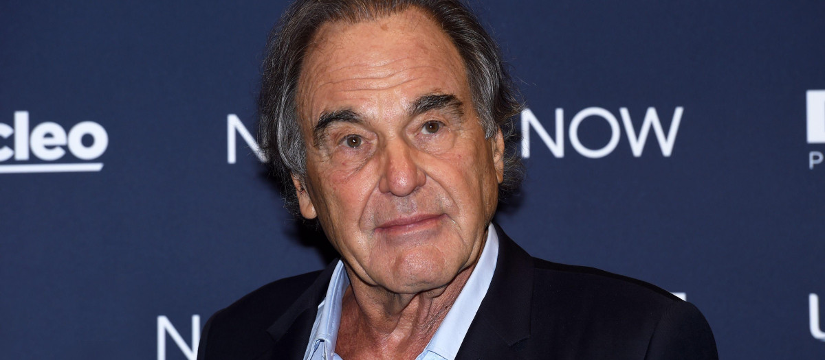 Oliver Stone es un director y guionista norteamericano que nació en el año 1946