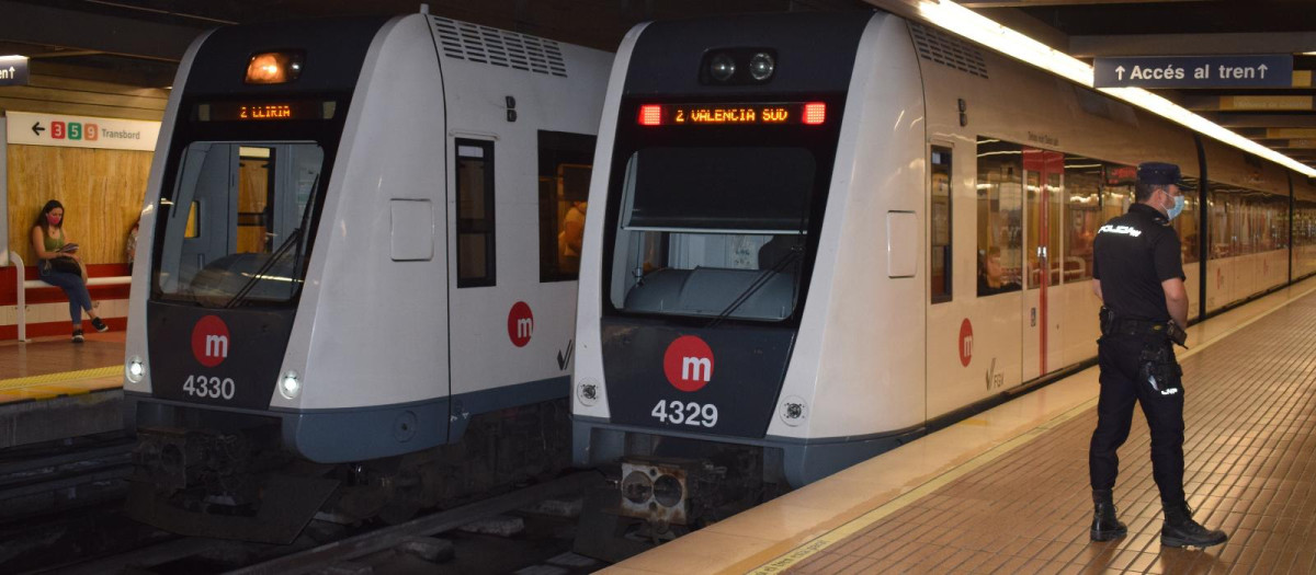 Estación de metro de Ángel Guimerá, en Valencia