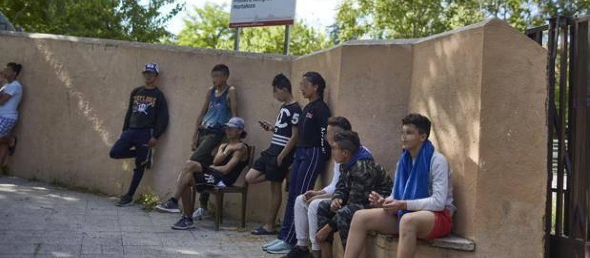 Varios menas en el centro de Hortaleza