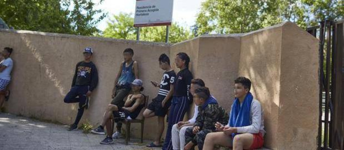 Varios menas en el centro de Hortaleza