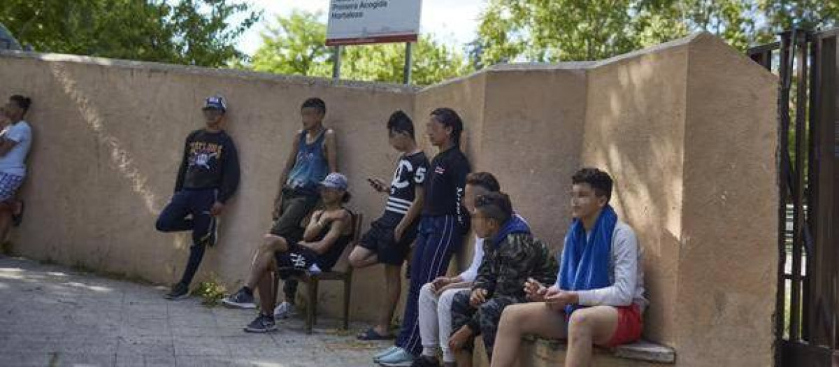 Varios menas en el centro de Hortaleza
