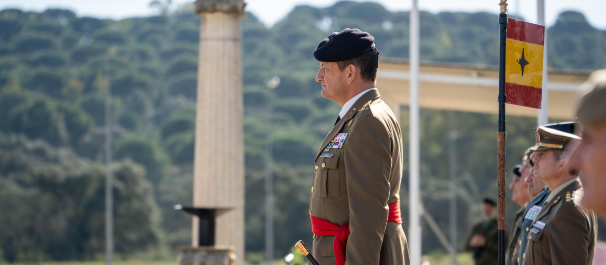 Ignacio Olazábal, general jefe de la Brigada Guzmán el Bueno X