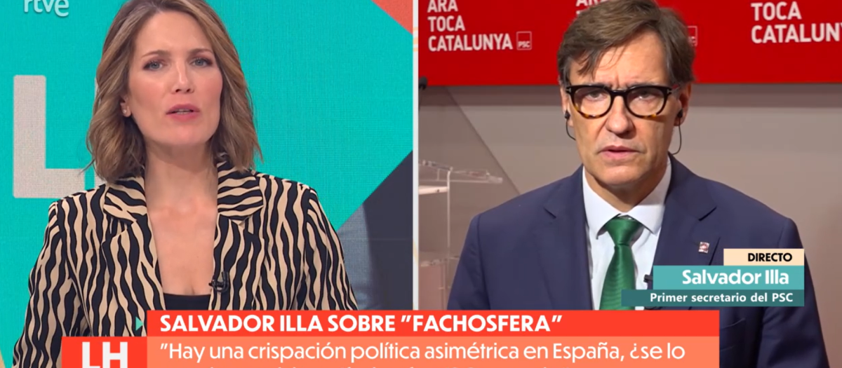 Silvia Intxaurrondo, durante la entrevista a Salvador Illa en La Hora de La 1