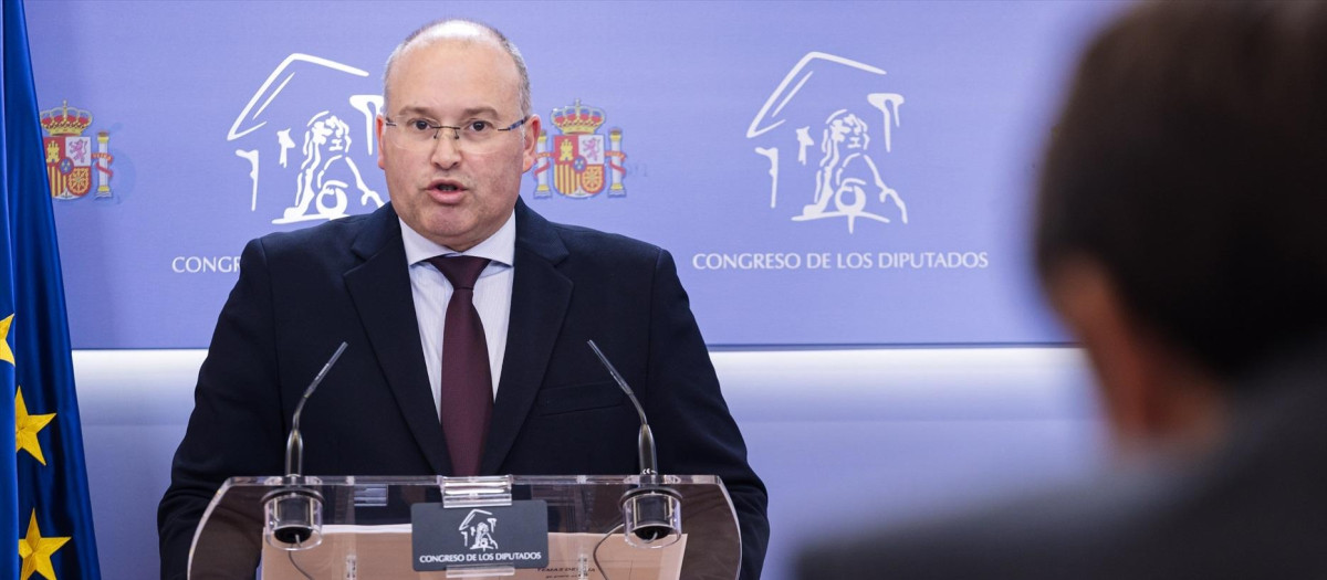 El portavoz del Grupo Parlamentario Popular en el Congreso, Miguel Tellado, durante una rueda de prensa posterior de la reunión de la Junta de Portavoces, en el Congreso de los Diputados, a 30 de enero de 2024, en Madrid (España).
30 ENERO 2024;MADRID;RUEDA DE PRENSA;PORTAVOCES;CONGRESO DE LOS DIPUTADOS
Carlos Luján / Europa Press
30/1/2024