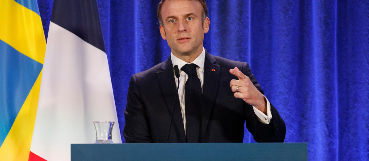 Emmanuel Macron presidente de Francia en un discurso en Estocolmo