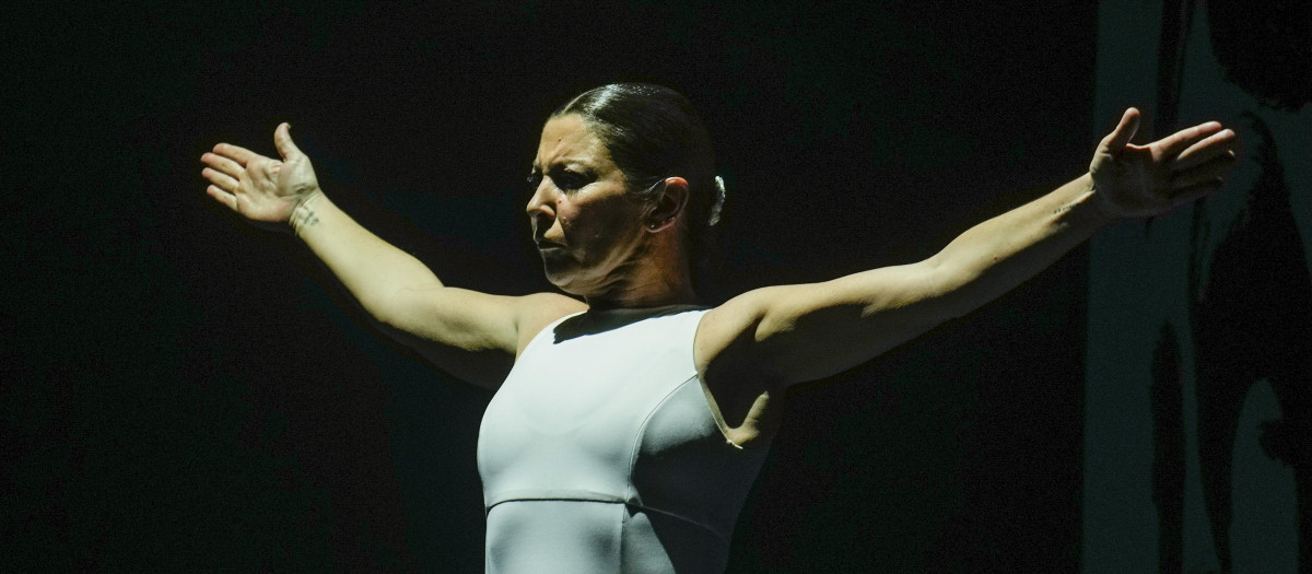 La bailaora y coreógrafa Sara Baras durante su espectáculo 'Vuela'