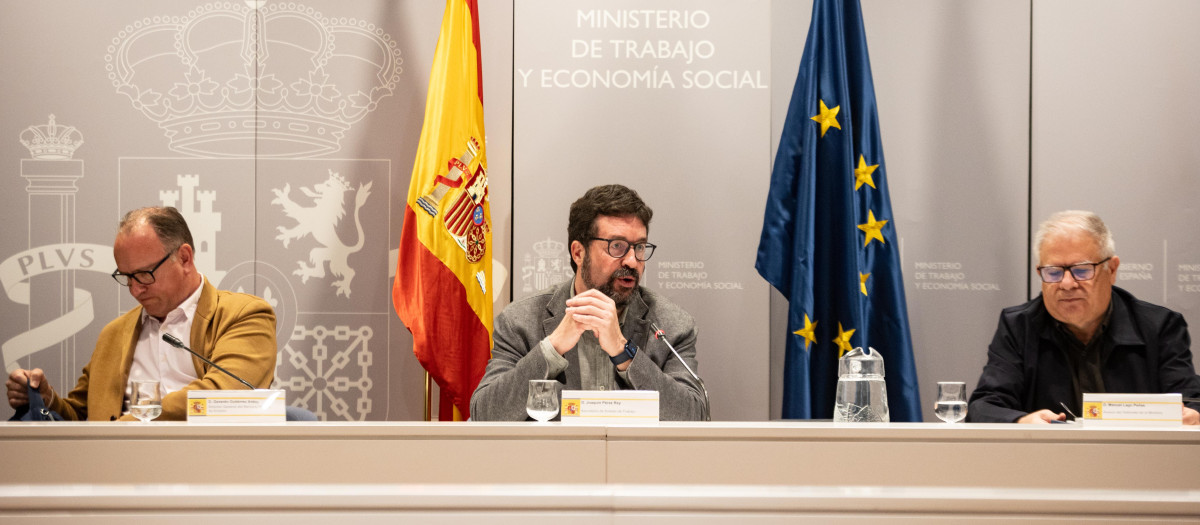 Joaquín Pérez, antes de la reunión.