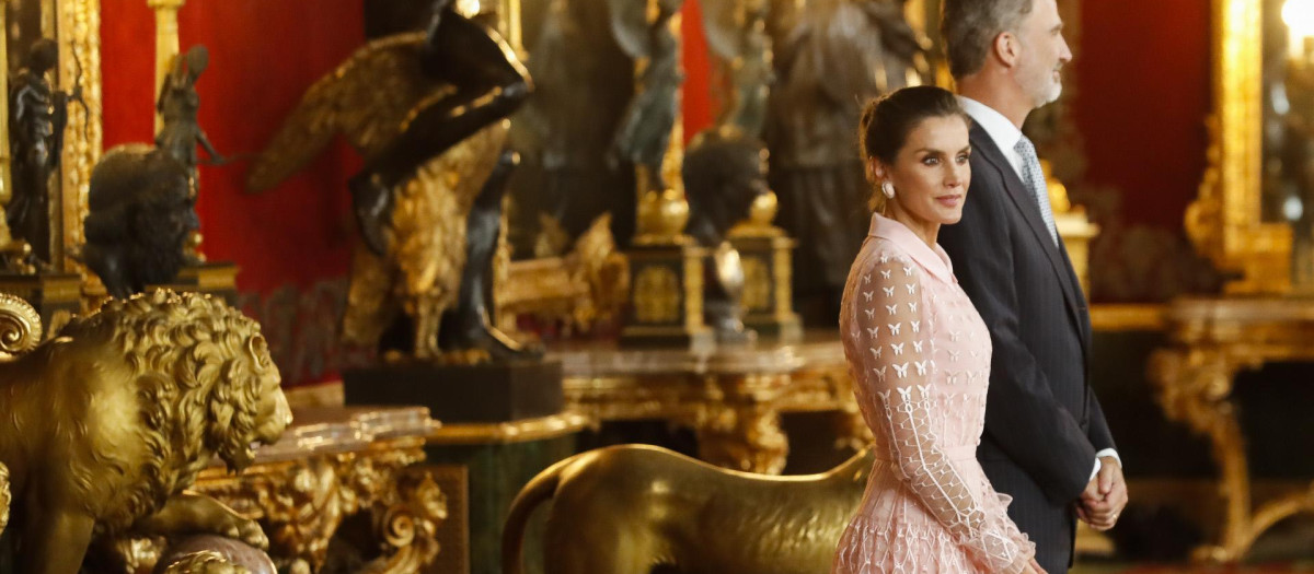 Los Reyes, en el Salón del Trono del Palacio de Real el día de la Fiesta Nacional de 2019