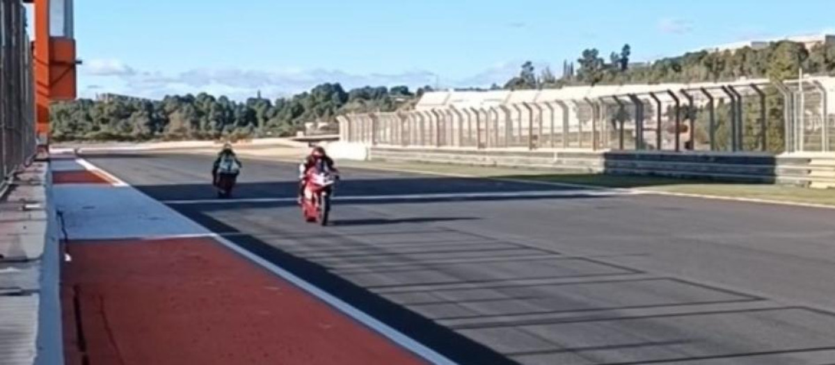 El piloto italiano Andrea Bergamelli ha fallecido este sábado en el circuito de Cheste
