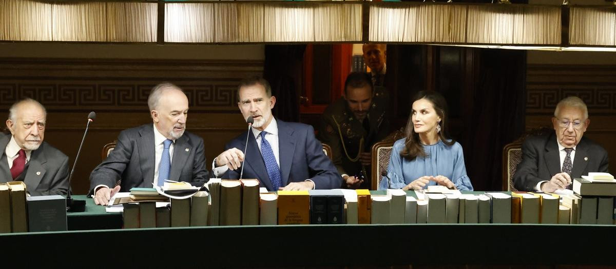 El Rey con el jurista y director de la Real Academia Española Santiago Muñoz Machado