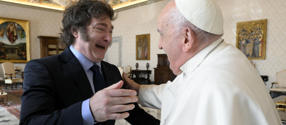 El Papa Francisco ha recibido este lunes a Milei en el Vaticano