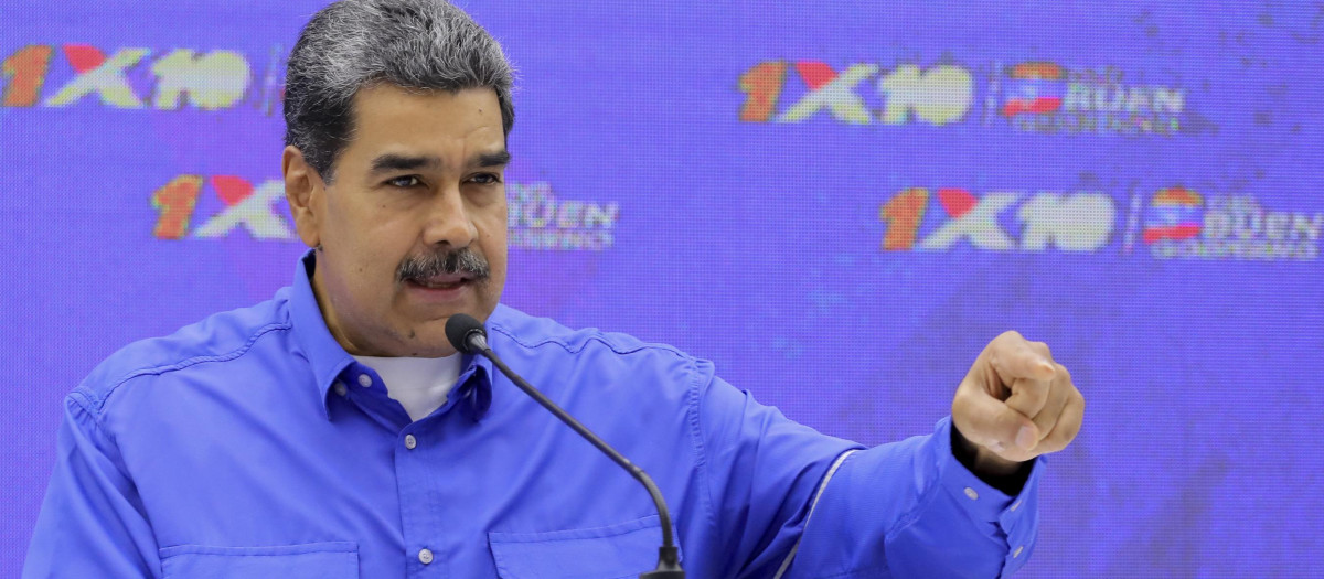 Nicolás Maduro hablando durante una reunión con miembros de su gabinete,