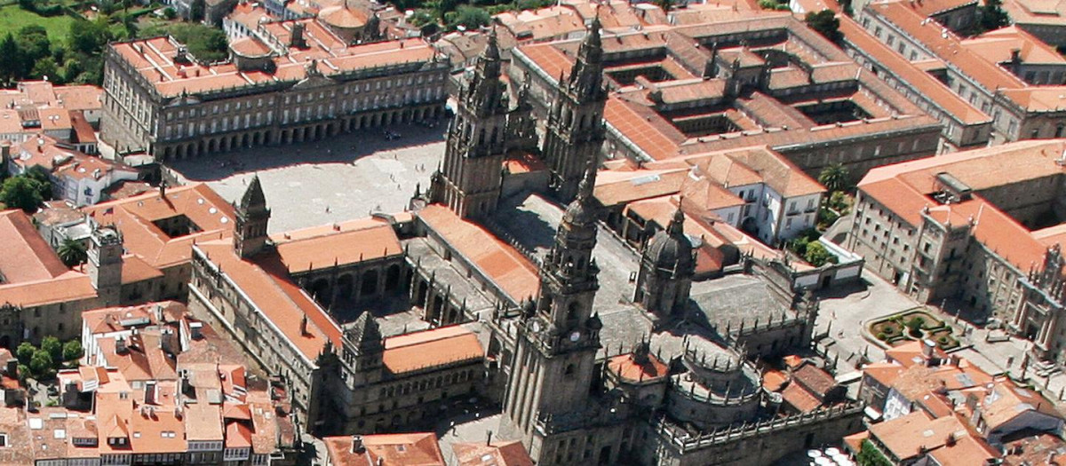 Vista aérea de la Catedral de Santiago de Compostela