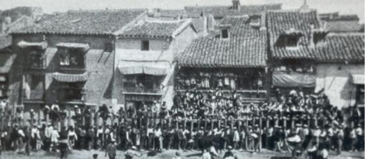 Plaza de la Constitución (Arganda de Rey) en 1921
