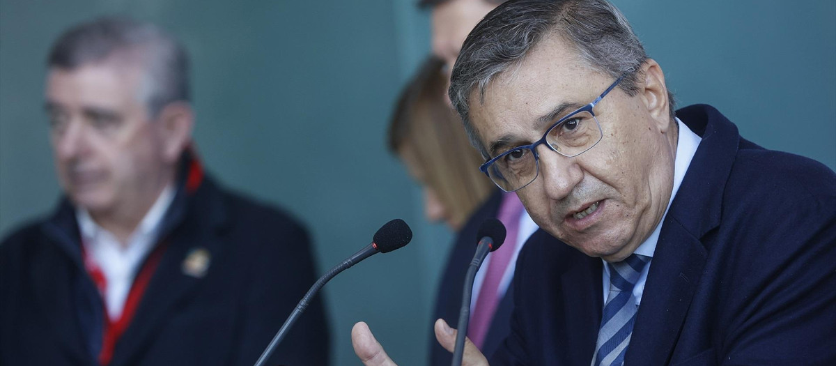 El consejero valenciano de Educación, José Antonio Rovira