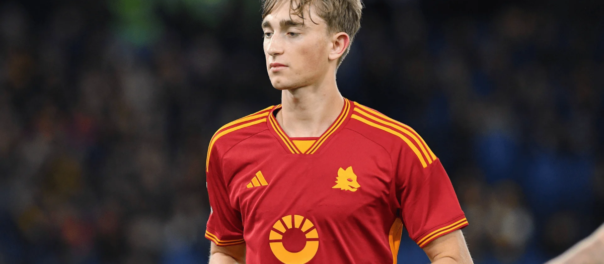 Dean Huijsen milita actualmente en la Roma