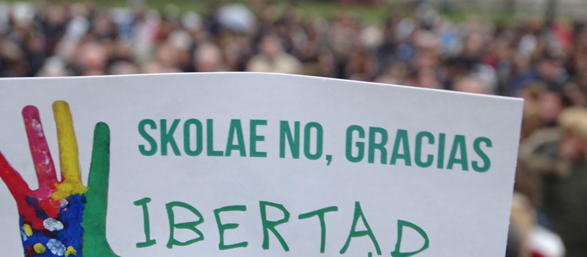 Concentración que tuvo lugar en Pamplona en 2019 contra el programa ahora anulado