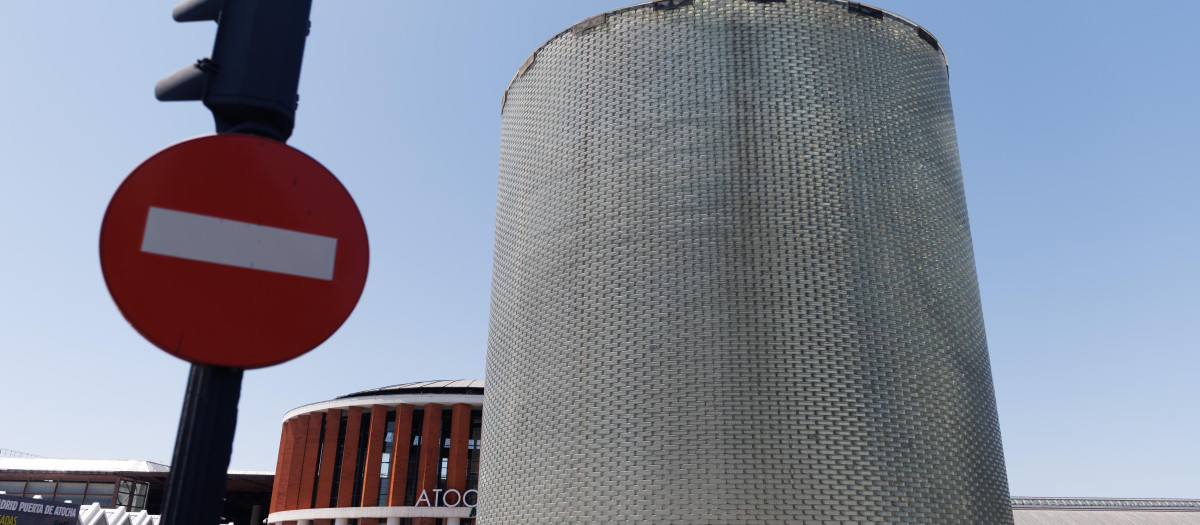 Monumento a las víctimas del 11M que ya ha sido desmantelado en Atocha.