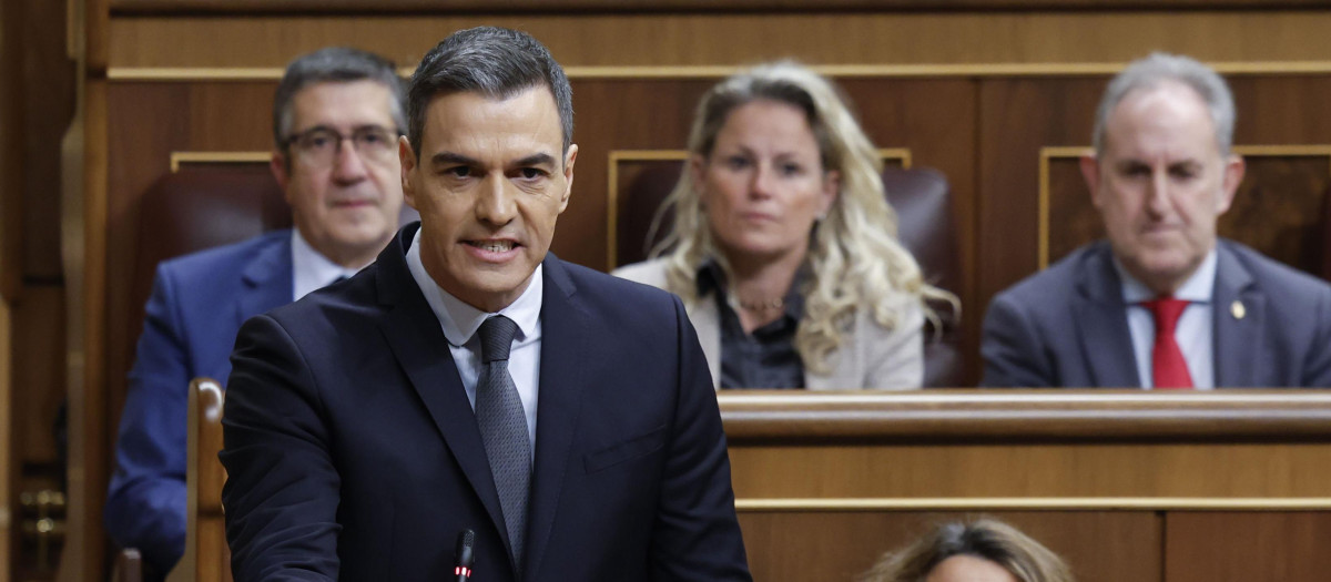 Pedro Sánchez, durante la sesión de control de este miércoles en el Congreso