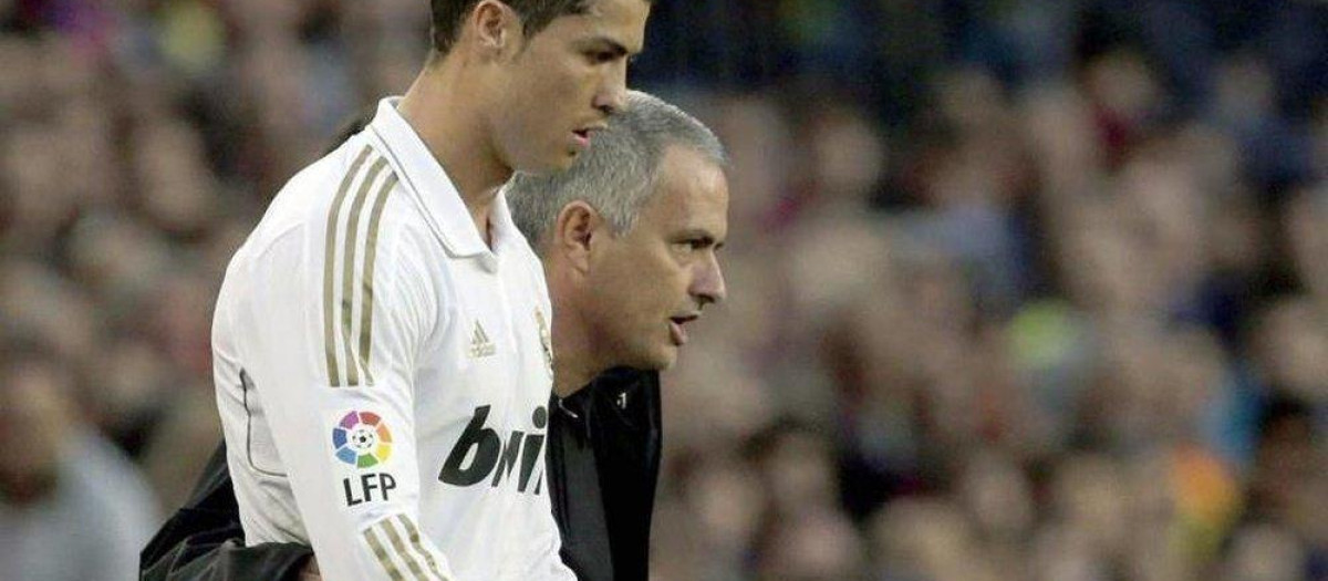 José Mourinho, en su etapa como entrenador del Real Madrid, junto a Cristiano Ronaldo