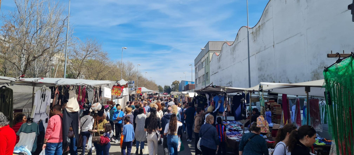 Imagen del Mercadillo de El Arenal, en Córdoba