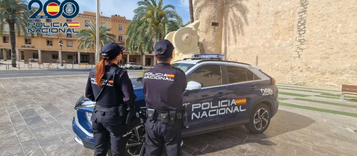Agentes de la Policía Nacional