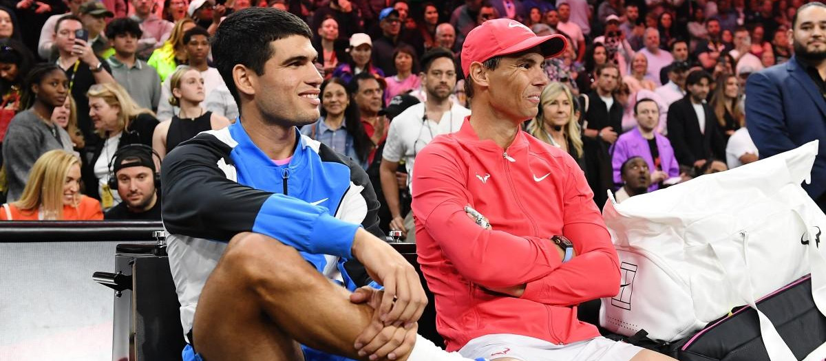 Carlos Alcaraz y Rafa Nadal tras la exhibición de Netflix