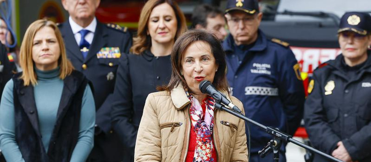 La ministra de Defensa, Margarita Robles, este lunes, en Valencia