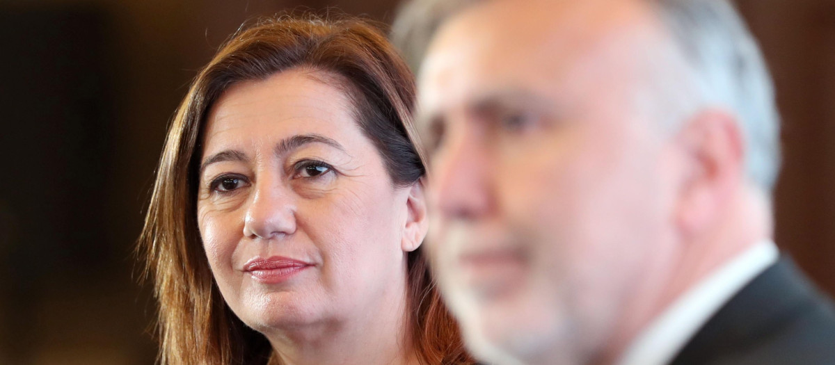 Francina Armengol y Ángel Víctor Torres, en una imagen de enero de 2020