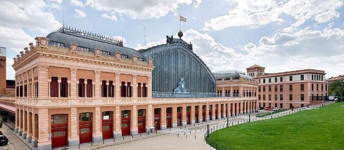 Fachada principal de la estación de Atocha