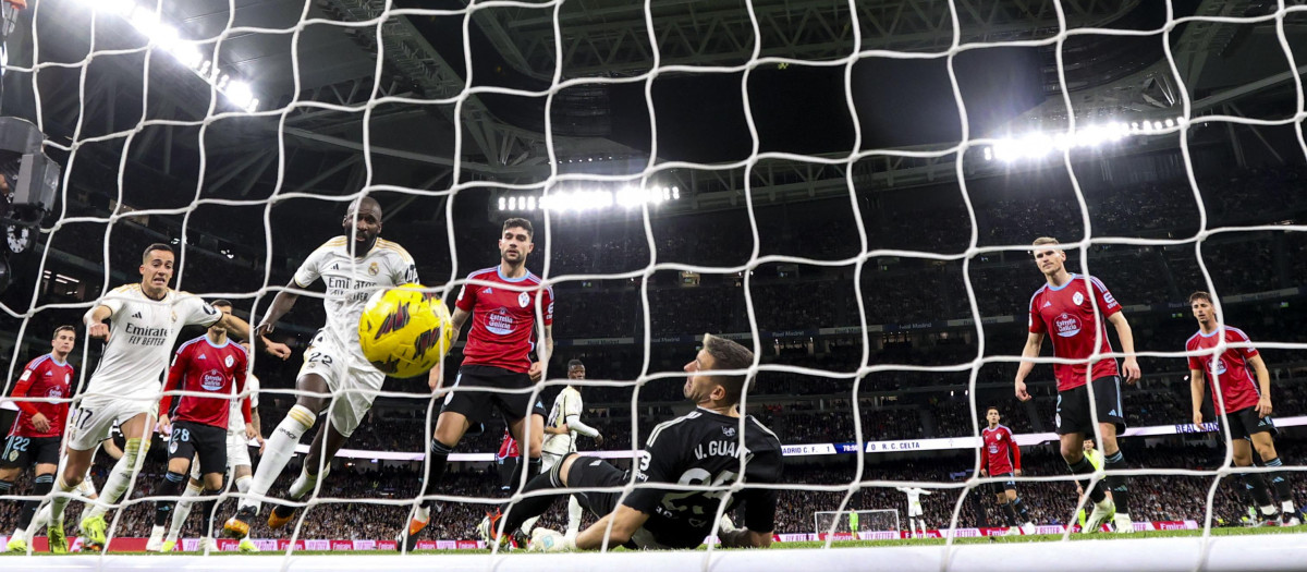 Movistar, Orange y Vodafone ofrecen fútbol a cambio de contratar su tarifas de internet