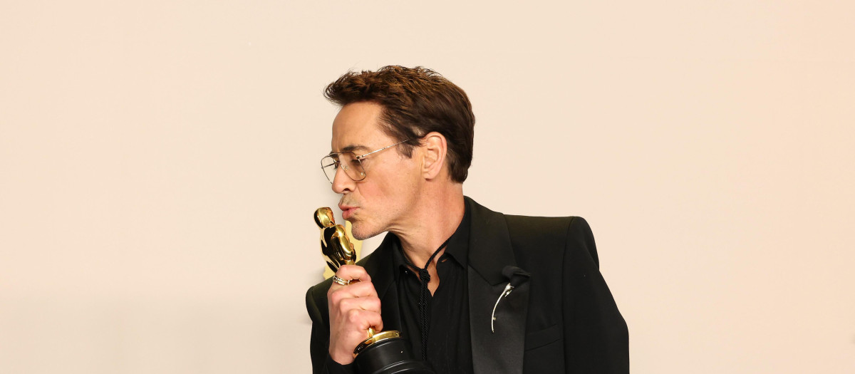 Robert Downey JR, tras ganar el Oscar por su papel en Oppenheimer