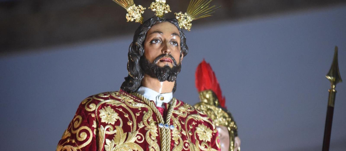 La Sentencia estrena su salida desde la nueva casa de hermandad