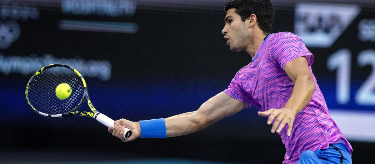 Carlos Alcaraz venció a Gael Monfils en Miami para colarse en los octavos de final