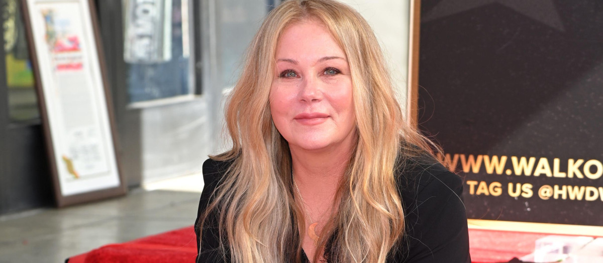 Christina Applegate recibió una estrella en el camino de la fama de Hollywood en 2022