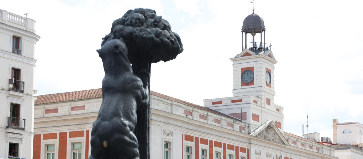 Fachada de la Real Casa de Correos