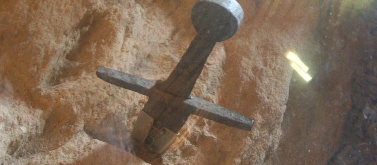 la espada clavada en la roca