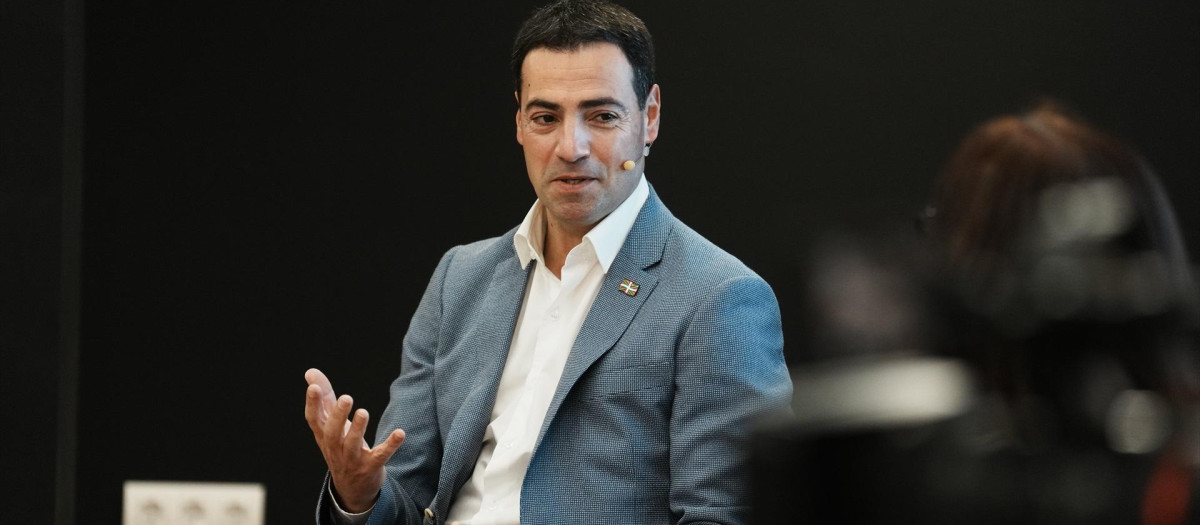 El candidato del PNV a las elecciones vascas, Imanol Pradales