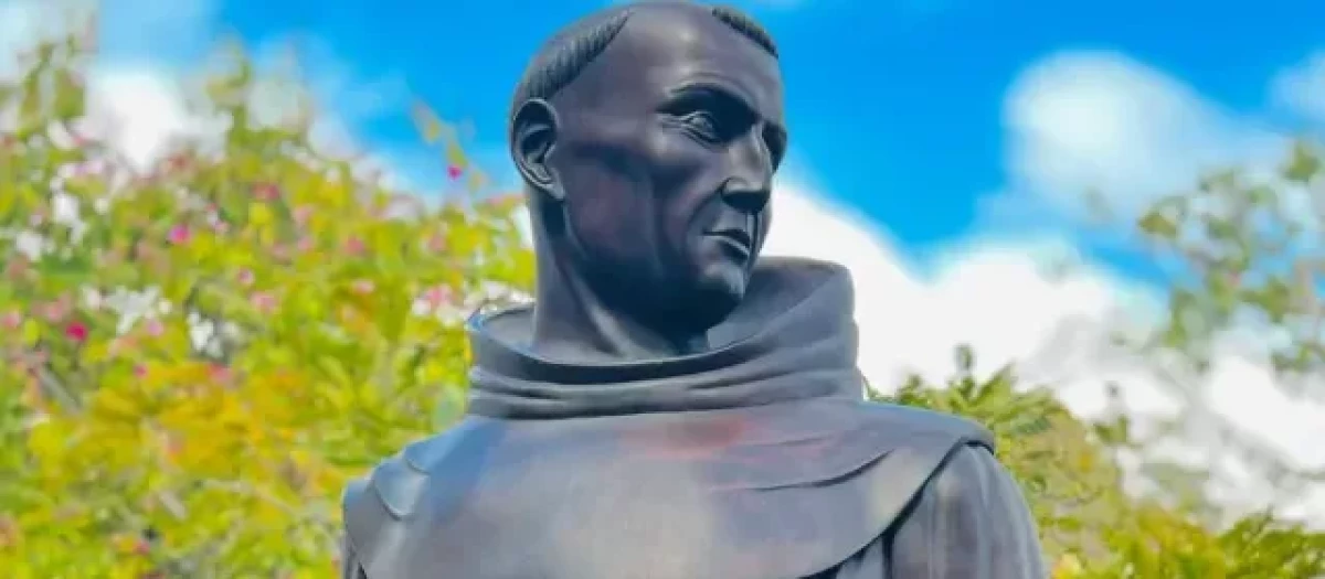 La estatua del misionero mallorquín en Ventura (California)