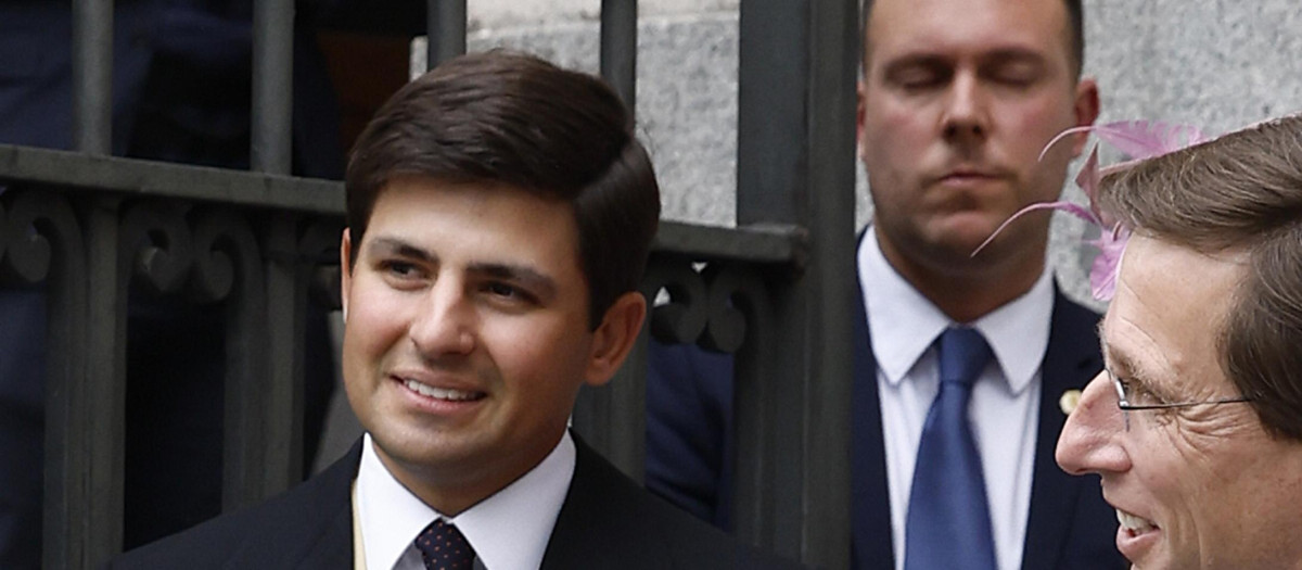 Politician Jose Luis Martinez Almeida ,Juan Urquijo  on his wedding Teresa Urquijo in Madrid on Saturday, 06 April 2024.