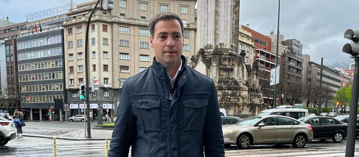El candidato del PNV, Imanol Pradales, han continuado su actividad con normalidad